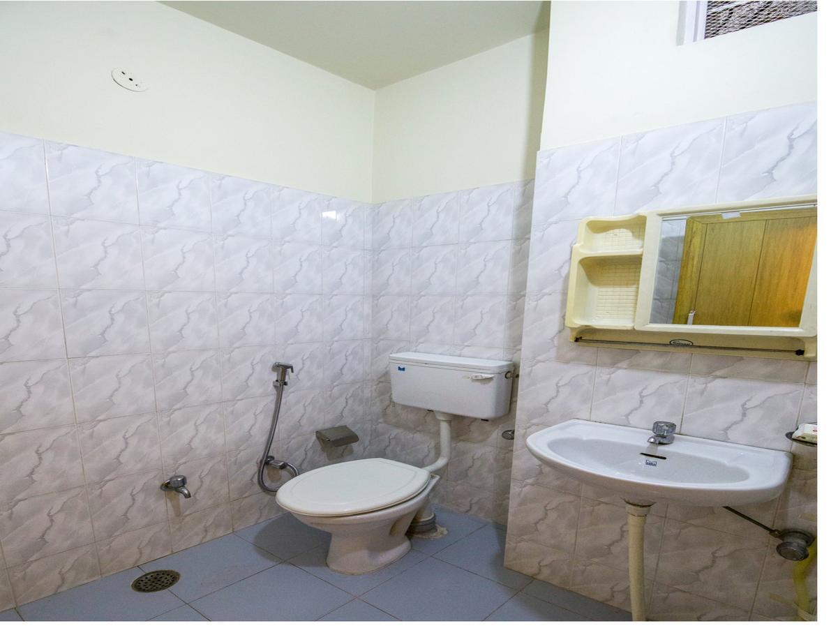 Oyo 13790 Hotel Satya Regency ชัยปุระ ภายนอก รูปภาพ