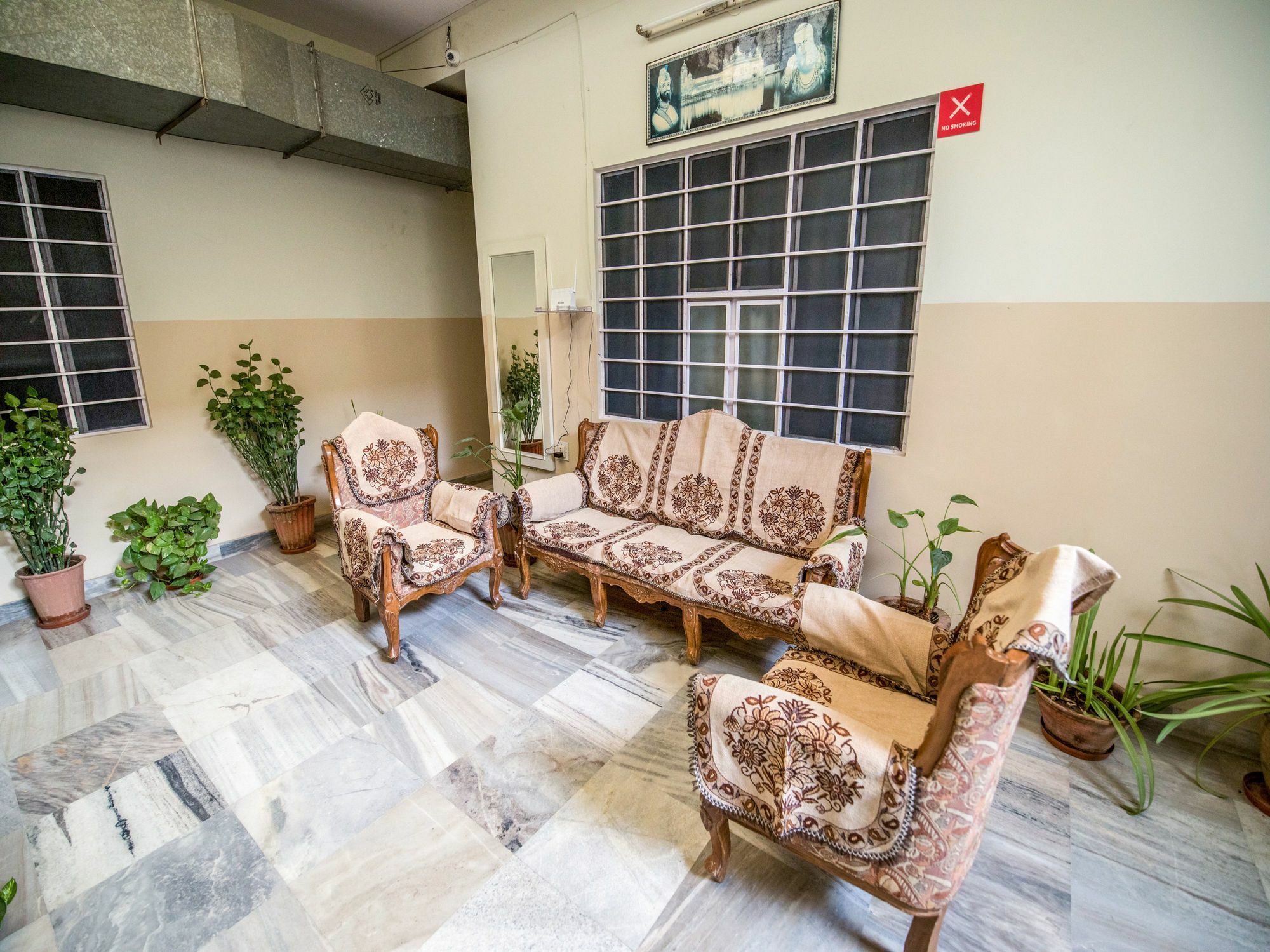 Oyo 13790 Hotel Satya Regency ชัยปุระ ภายนอก รูปภาพ