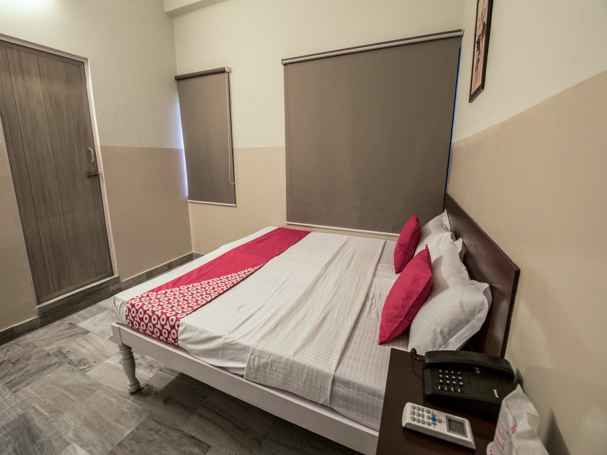Oyo 13790 Hotel Satya Regency ชัยปุระ ภายนอก รูปภาพ