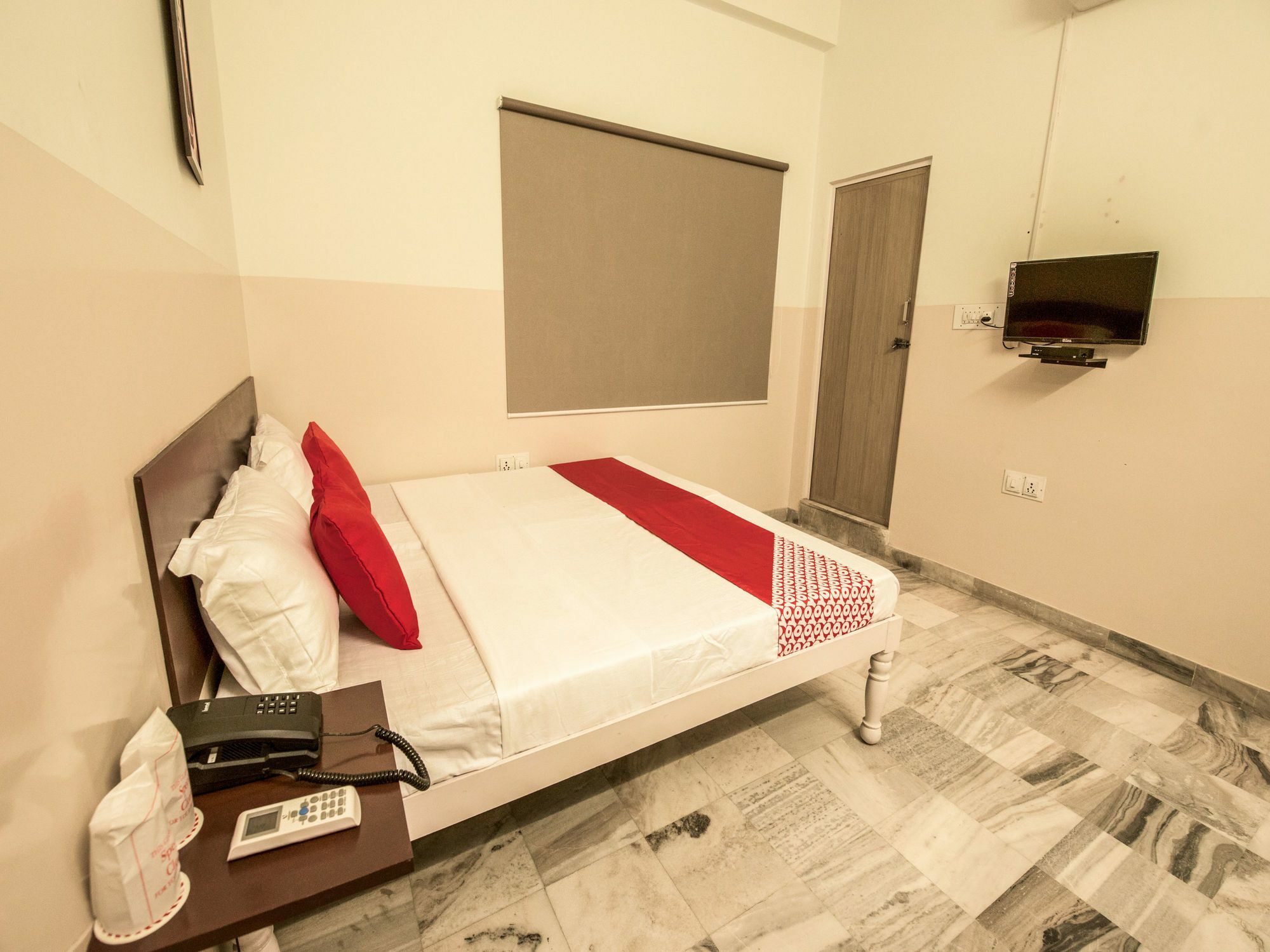 Oyo 13790 Hotel Satya Regency ชัยปุระ ภายนอก รูปภาพ