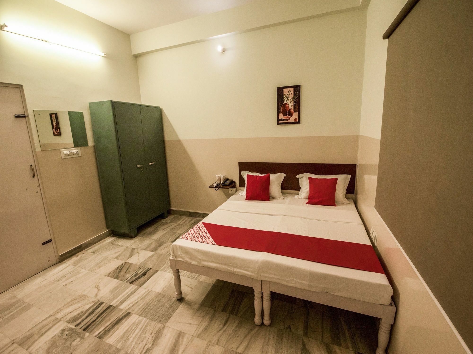 Oyo 13790 Hotel Satya Regency ชัยปุระ ภายนอก รูปภาพ